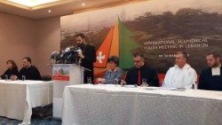 conferenza stampa taize.jpg