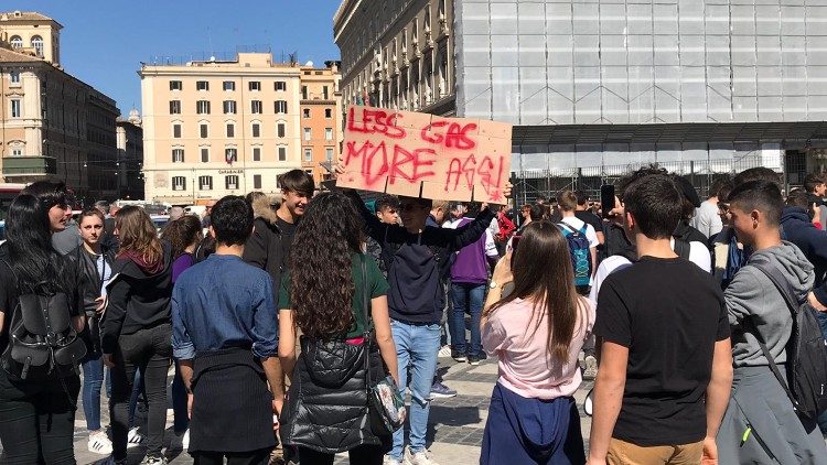 Huelgas en más de 1.700 ciudades de más de 100 países