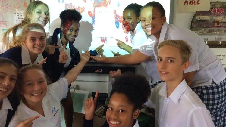 Greta Thunberg. Huelga mundial de los jóvenes en defensa de la tierra