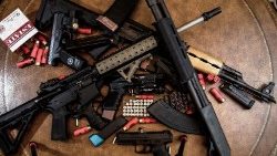 traffico illegale armi.jpg