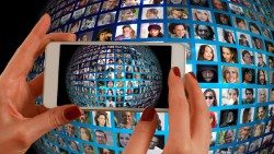 smartphone-1445489.jpg