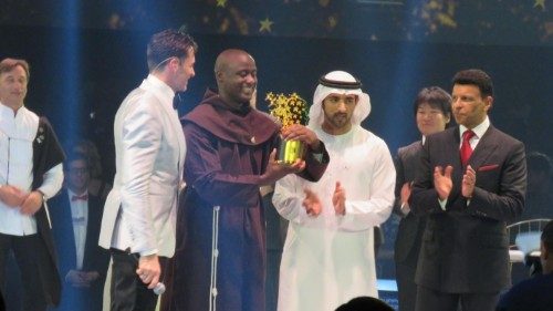 Dubai/Kenia: Franziskaner als „bester Lehrer der Welt“ ausgezeichnet