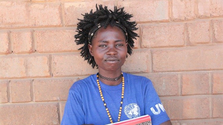 Gladys una de los testimonios de Palabek