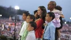 Milano VII Incontro Mondiale delle Famiglie 01-03 Giugno 201214.Parco di Bresso Festa delle Testimonianze 02-06-2012 (9).JPG