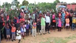 2019.04.17 Domenica delle Palme a Moxico, in Angola.jpg