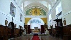 Parigi Chiesa Armena Santa Croce.jpg