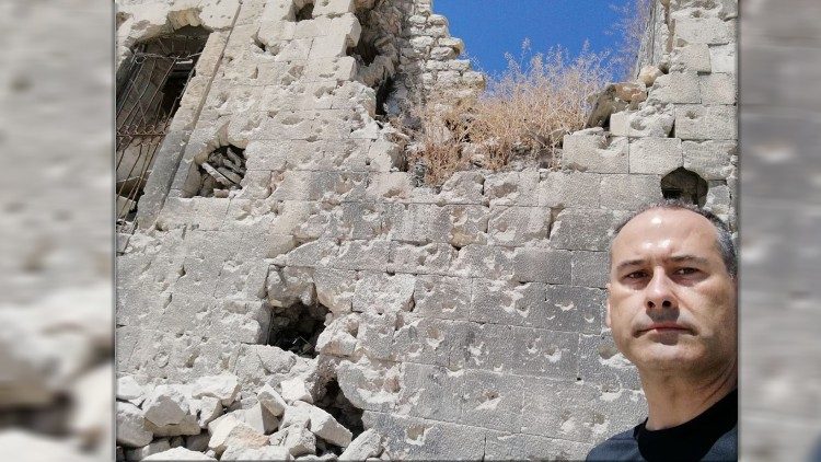 Alberto López de Misiones Salesianas en Alepo