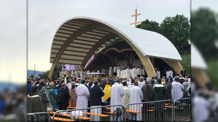 Ks. Urban: Papież daje świadectwo pragnienia jedności