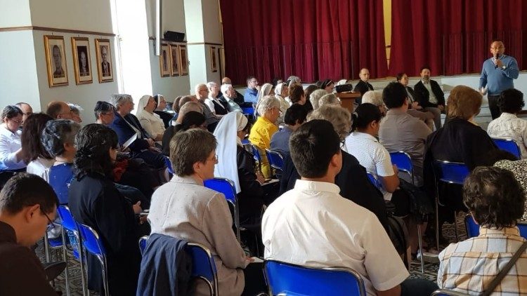 Auditório do Colégio Pio Brasileiro ficou lotado