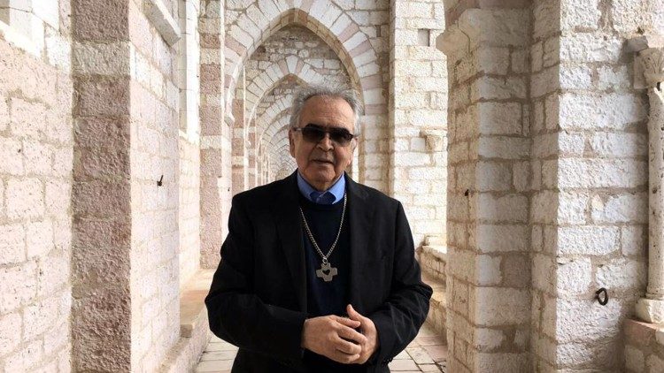 Uma das alternativas é seguir o marketing cristão, motivado pelo Papa, diz Pe. Zezinho