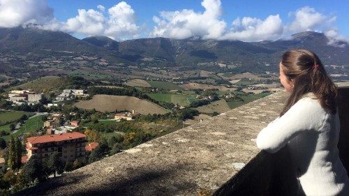 Il Papa a Camerino ripropone l'emergenza nelle zone terremotate