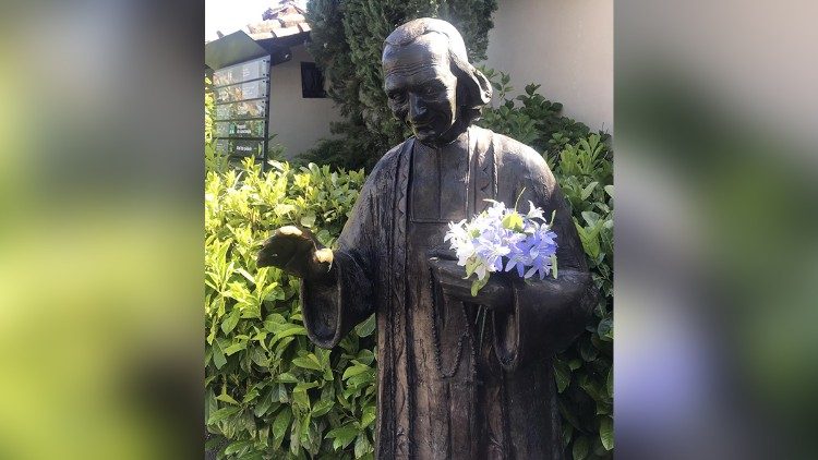 Santuário do Cura d'Ars, França