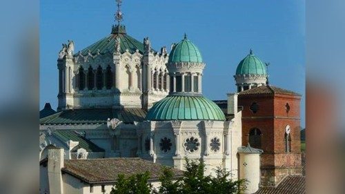 Parolin ad Ars, rettore del Santuario: un segno di grazia e un incoraggiamento 