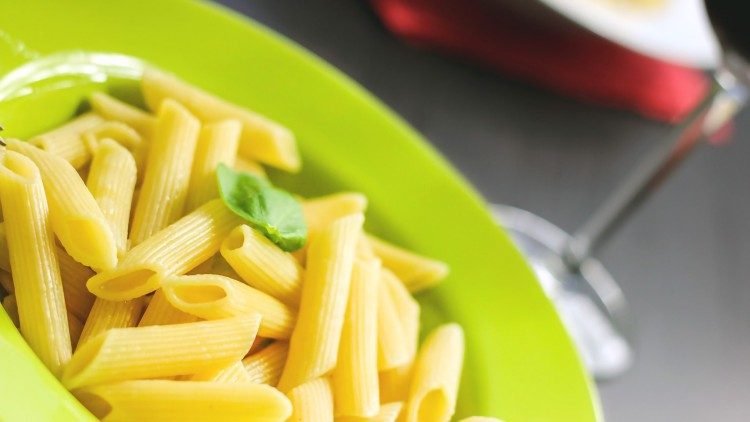 2019.06.13 pasta, cibo, alimentazione,nutrizione, mensa per i poveri