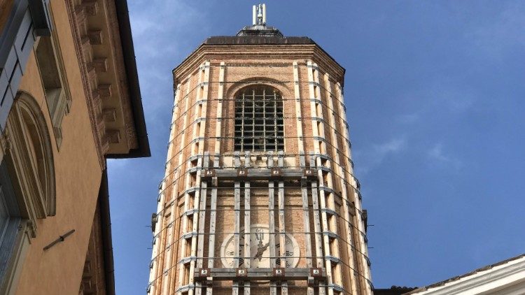4-14-Campanile.JPG
