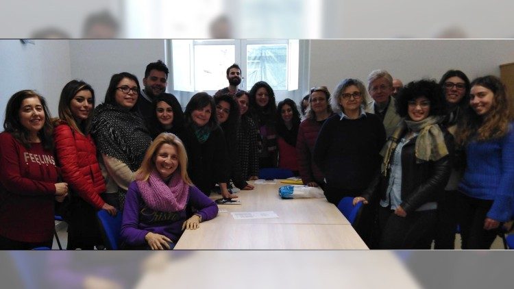 Gli studenti e i docenti di Teologia di Napoli che hanno scritto al Papa e che lo incontreranno il 21 giugno