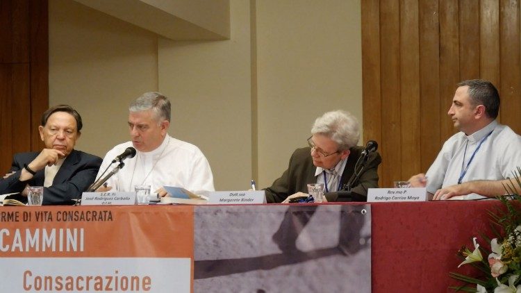 Intervento di mons. Carballo