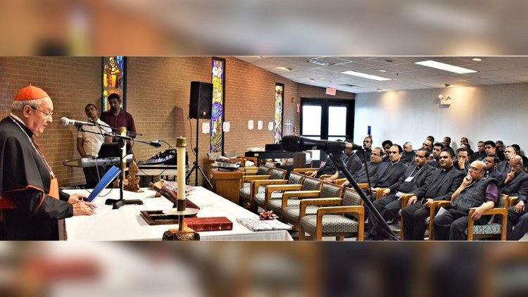 Cardeal Leonardo Sandro em Chicago