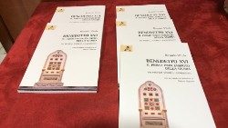 Libro Ratzinger 3.JPG