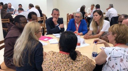 Giornate editoria cattolica: Morris (Canvas 8), lettori attratti dal "supervisuale"