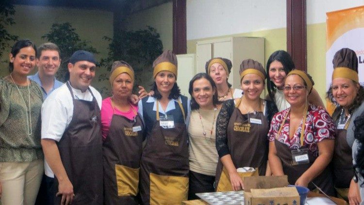 Venezuela fabbrica cioccolato con MariusAEM.jpg