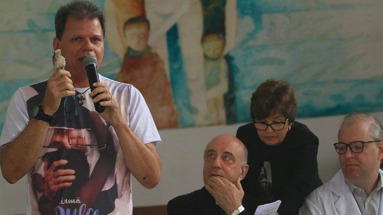 Miraculado José Maurício Bragança Moreira, coletiva de imprensa da Arquidiocese de Salvador-BA (Foto: Sara Gomes/Arquidiocese de Salvador)