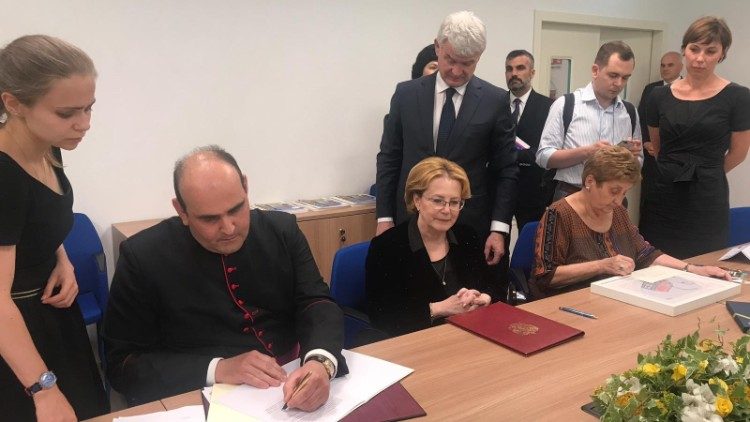 WhatsApp Image 2019-07-04 at 18.04.53 (1).jpeg