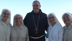 2019.07.09 Nave ospedale in Amazzonia11.jpg