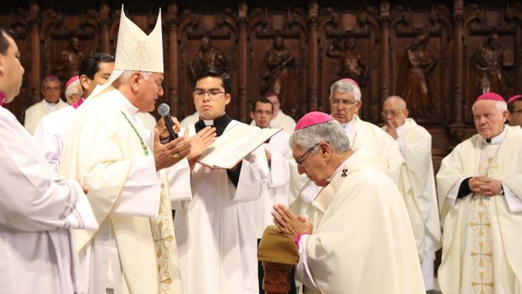 Imposición del palio