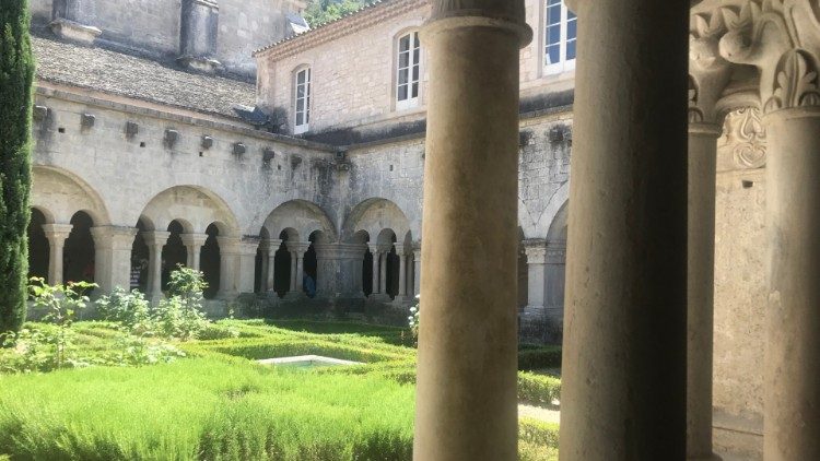 O claustro da abadia