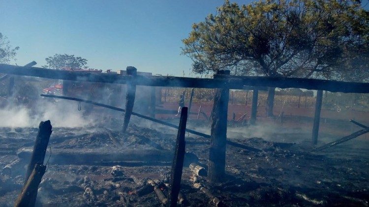 A destruição foi total da casa de reza