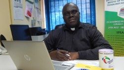 Zambia.Fr Edwin Mulandu.JPG