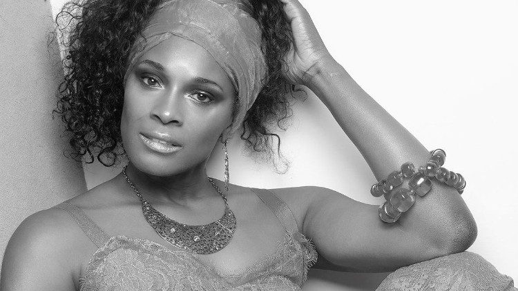 2019.07.20 Maria do Céu Barros de Sousa - Artista de origem santomense, residente em Itália, faz parte do grupo "Bianco, Nero, a Colori" para a promoção da mulher no mundo do cinema. Maria do Céu Barros de Sousa - Artista di origine santomense, residente 