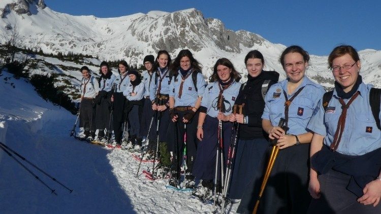Euromoot scout d'Europa Fse cammino guide neve.jpg