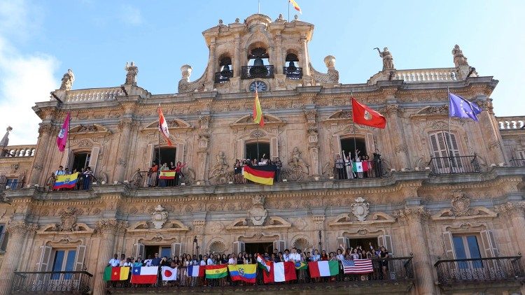 Hiszpania: Obraduje Powszechny Parlament Młodzieży nt. pokoju