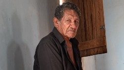 2019.08.09 Amazzonia Rocha Filho, Paje nel paese Murutinga 02.jpg