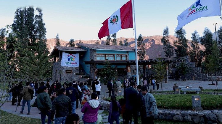 2019.08.13 Primo ospedale pediatrico per il cancro in Perù e nel Sud America 03.jpg