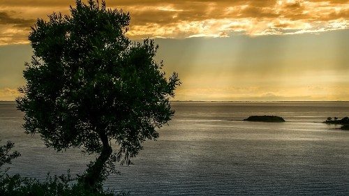 Parolin: la nostra sia la generazione del “ripristino”