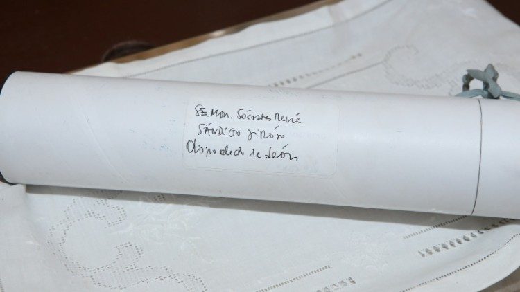 Toma de posesión de Mons. Sándigo Jirón