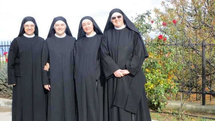 रोस्सानो की धर्मबहनें