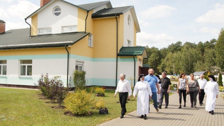 Госці з Лінца наведваюць гомельскую дзіцячую вёску