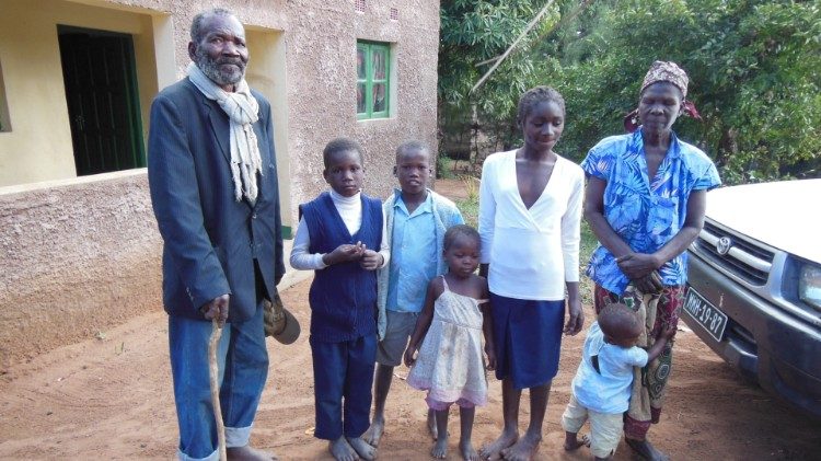 Avós com netos órfãos