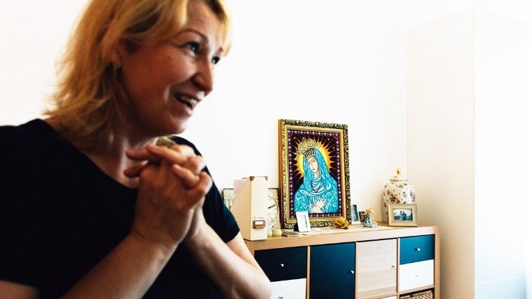 Viktoria com seu ícone preferido