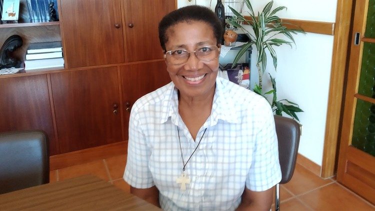 2019.09.04  Irmã Maria Eduarda Mendes Brito, religiosa espiritana cabo-verdiana a trabalhar em Moçambique -Suor Maria Eduarda Mendes Brito, religiosa spiritiana capoverdiana che lavora em Mozamico