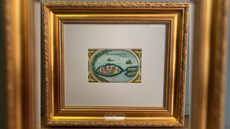 Regalo del Papa al Presidente de la República de Mozambique