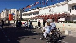 Mostra cinema Venezia palazzo del Cinema 2019.jpg