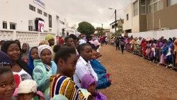 10 Deca Papa ospedaleAEM.jpg