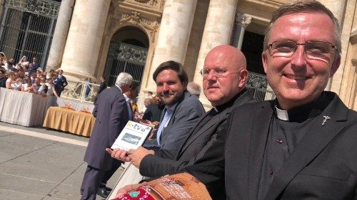 „Macht Fernsehen zum Anfassen“: Franziskus‘ Tipp an Medienschaffende