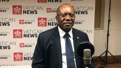 MINISTRO RELAÇÕES EXTERIORES ANGOLAaem.jpg