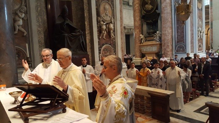 Archívna snímka: Koncelebrácia pri oltári sv. Jána Pavla II. pri 40. výročí biskupskej vysviacky kard. J. Tomka (15. sept. 2019)